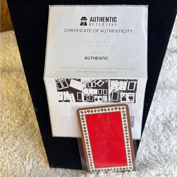 Tiffany & Co. Red and Gold Decorative Card - Picture 4 of 7